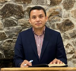 Pastor Angel Torres Moreno